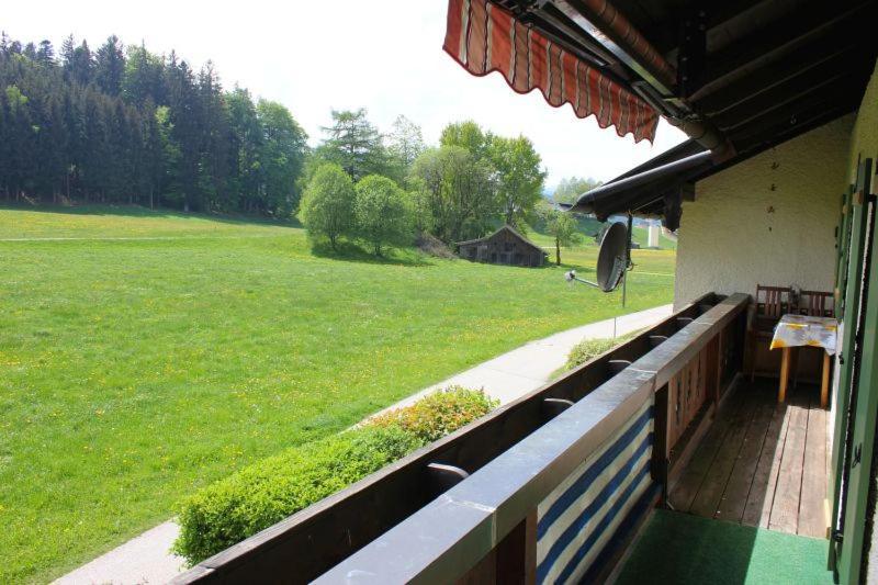 Ferienwohnung Sattler Neukirchen am Teisenberg Esterno foto